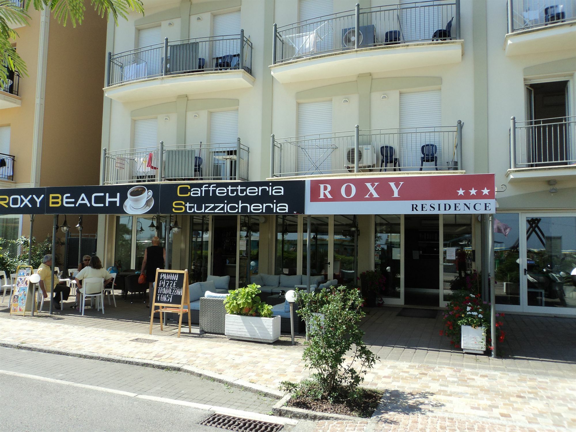 Residence Roxy ミザーノ・アドリアーティコ エクステリア 写真